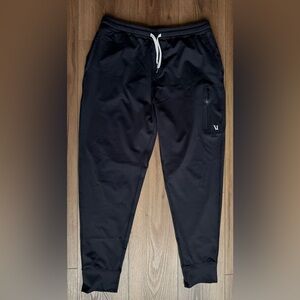 Vuori Jogger Men's Large Black Sunday Performance Sweatpants Athletic V416